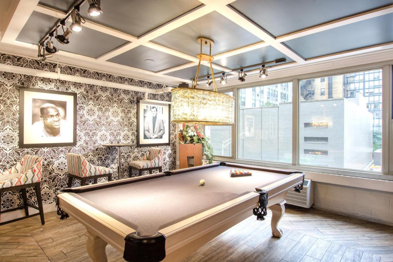 Apartment Gold Coast 3br W Gym Roof Nr Water Tower Chi-392 Chicago