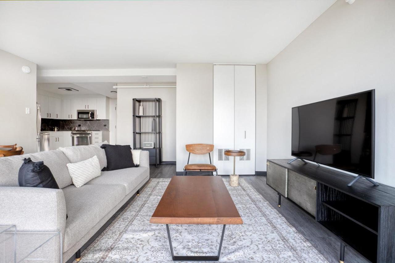 Medical District 1br W Gym Wd 1 Block To L Chi-429 * Chicago