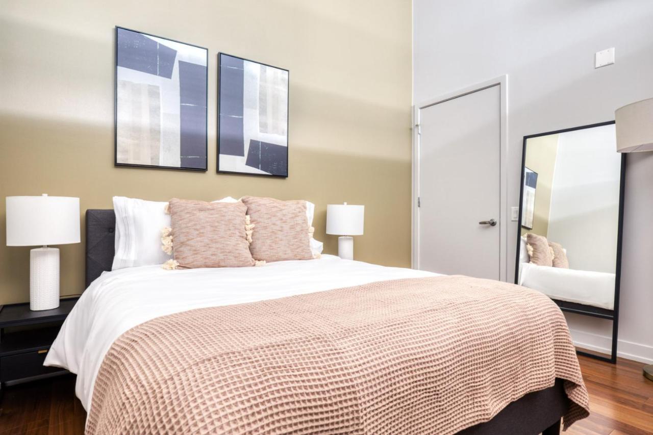 River North 1br W Gym Lounge Roof Nr Riverwalk Chi-893 Apartment Chicago