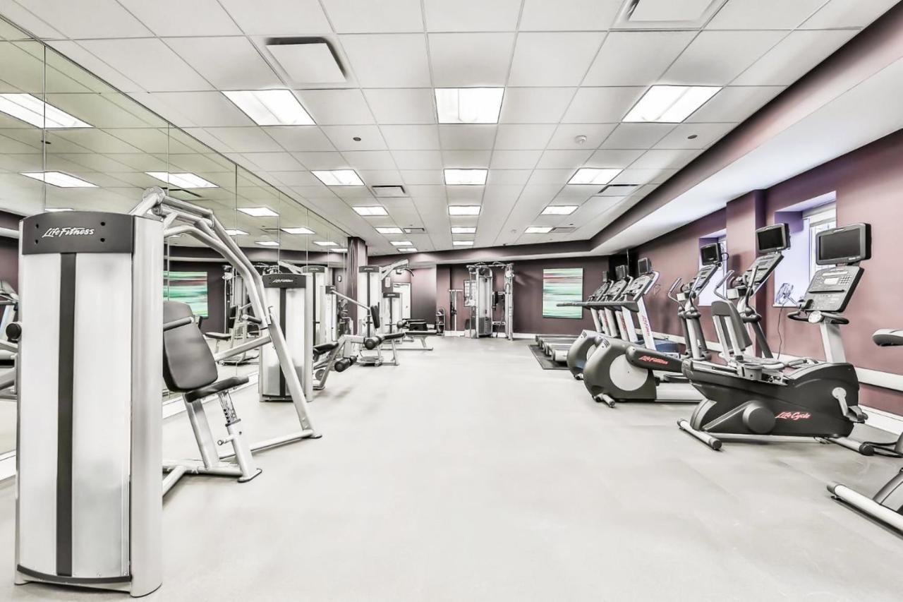 Waterfront Streeterville 1br W Pool Deck Gym Chi-182 * Chicago