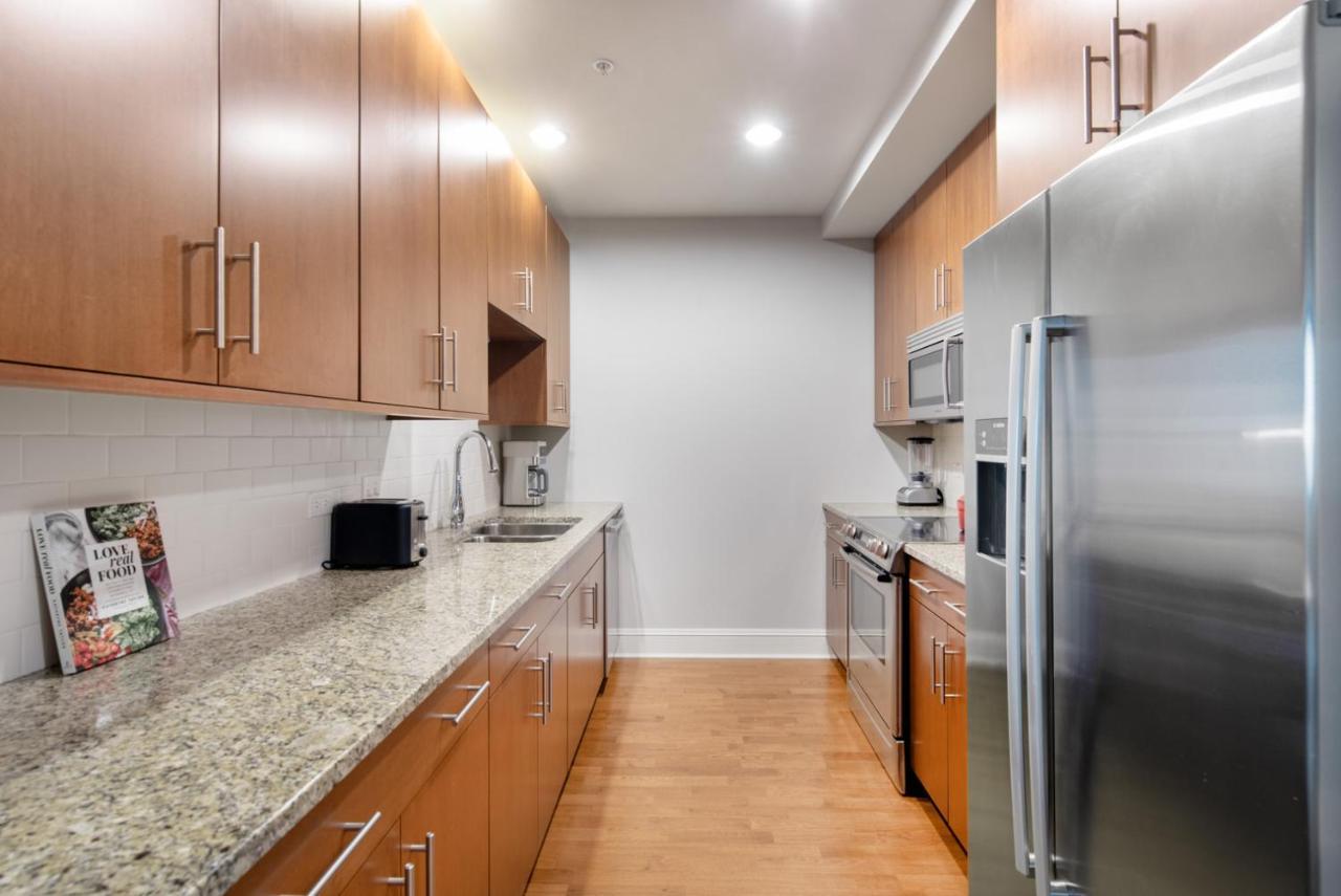 Apartment Waterfront Streeterville 1br W Pool Deck Gym Chi-182