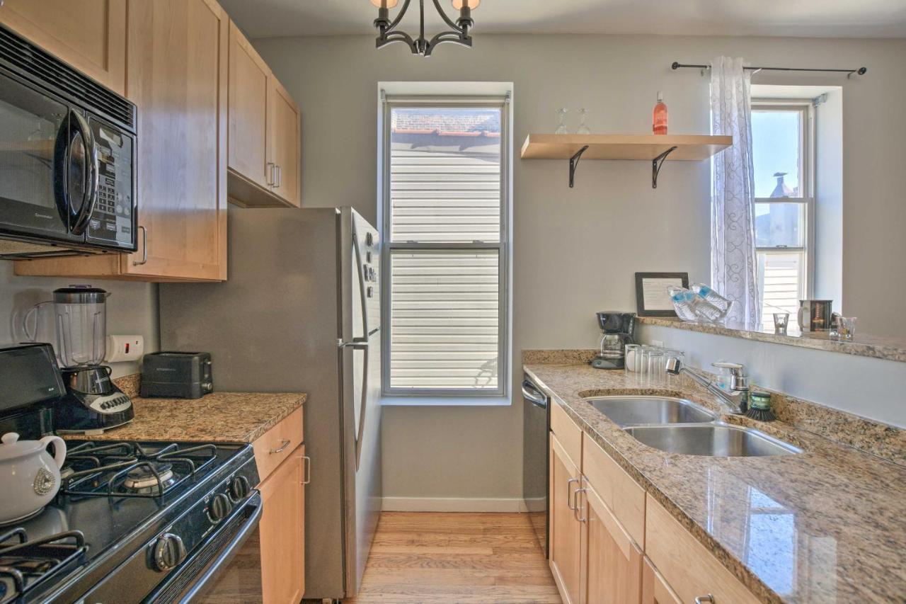 Appartement Elegant Retreat With Spacious Balcony! Chicago