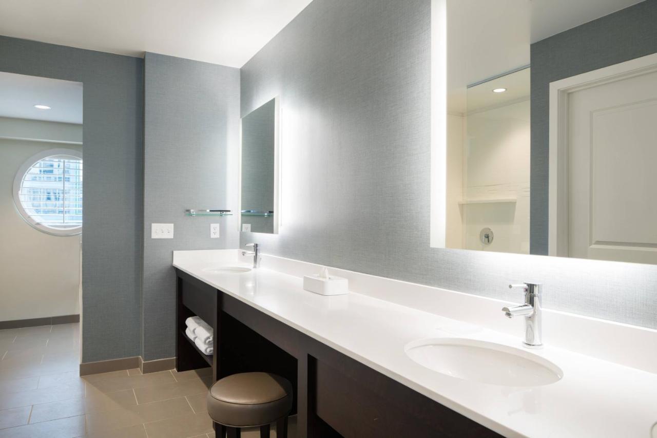 Hotel By Marriott Downtown/loop Chicago