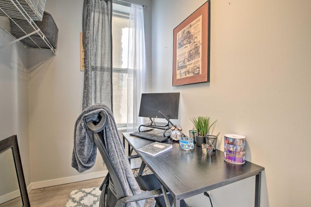 Apartment Elegant Retreat With Spacious Balcony!