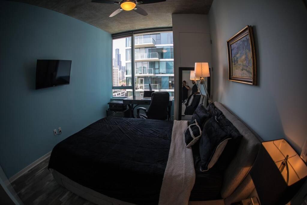 2 Bed 2 Bath Smart Loft In Prime Location