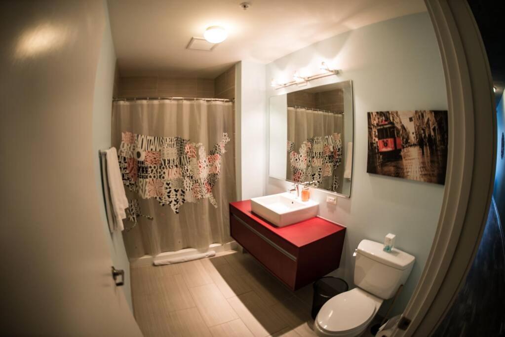 2 Bed 2 Bath Smart Loft In Prime Location Chicago