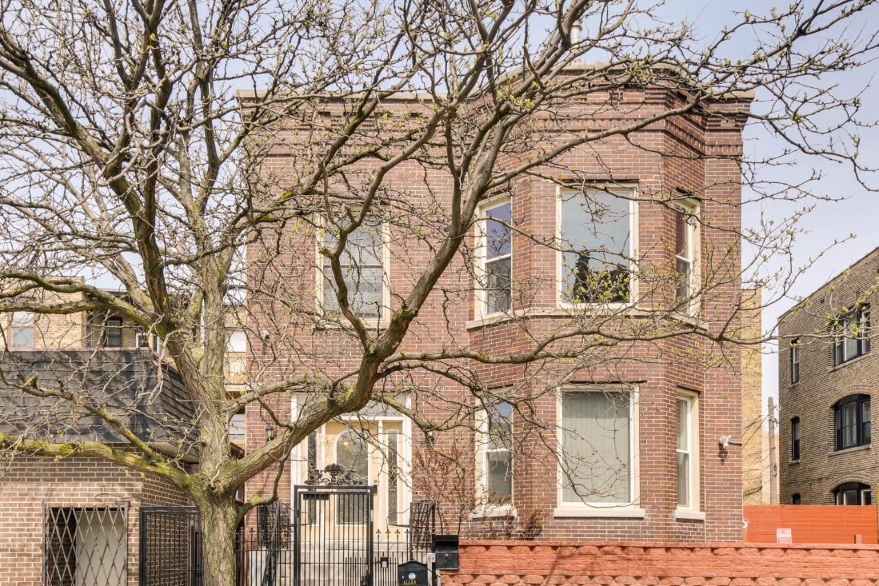 Chic About 1 Mi To Wrigley Field! Apartment *