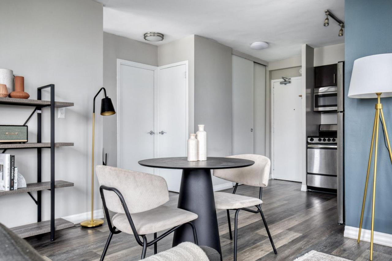 Apartment Edgewater 1br W Gym Deck Lounge Nr L Chi-918 *