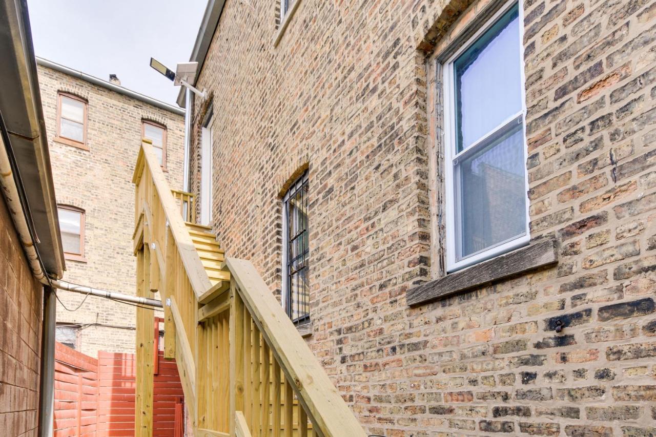 Chic About 1 Mi To Wrigley Field! Apartment *