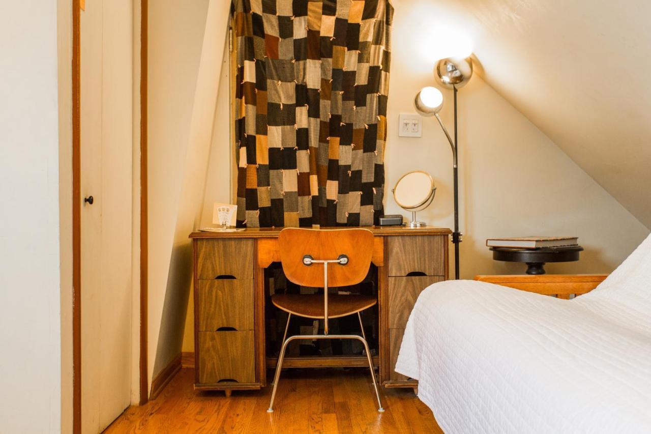 Ray's Bucktown 3* Chicago