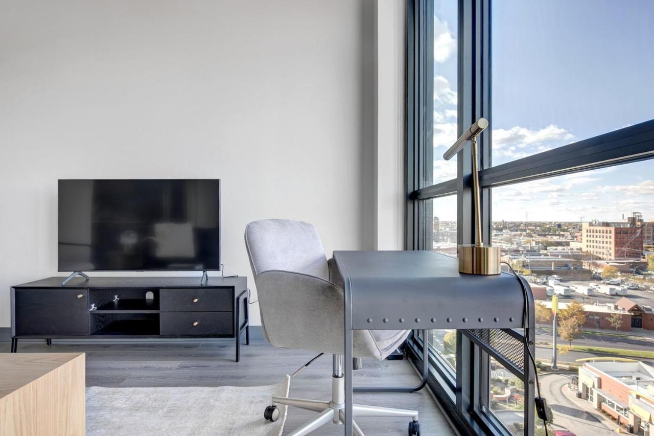 W Loop 2br W Gym Pool Lounge 2 Blocks From L Chi-489 Apartment *