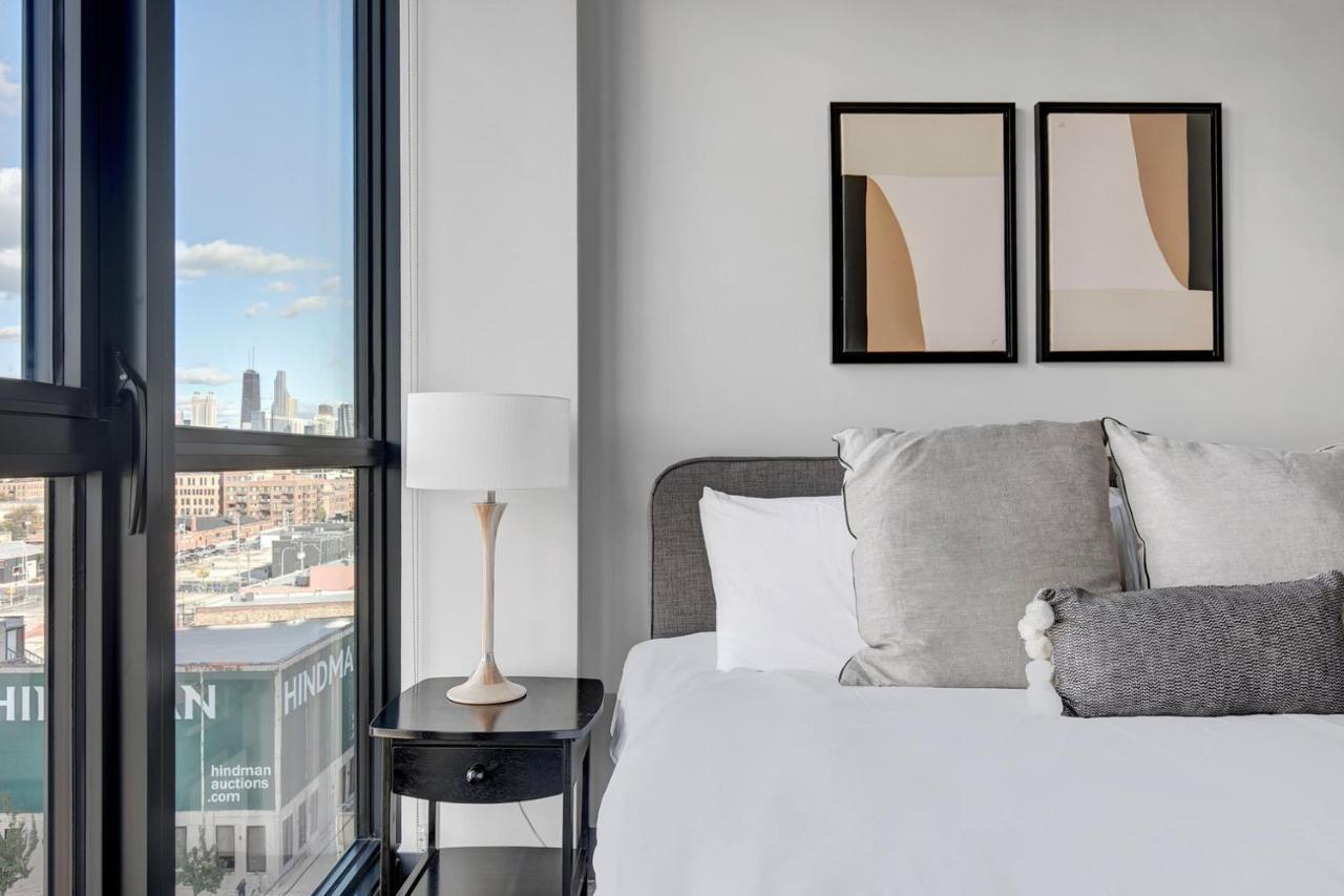 W Loop 2br W Gym Pool Lounge 2 Blocks From L Chi-489 Apartment Chicago