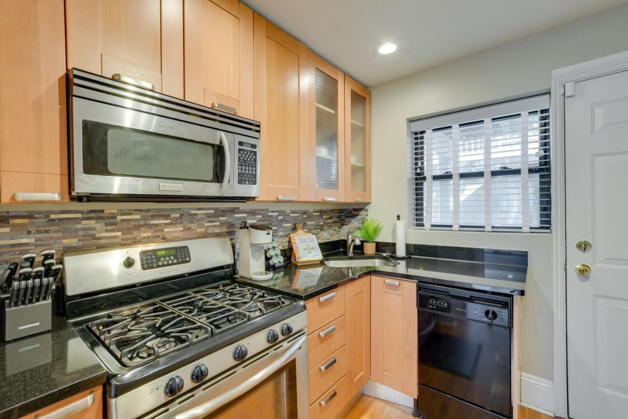 Pet-friendly Urban Vacation Apartment *