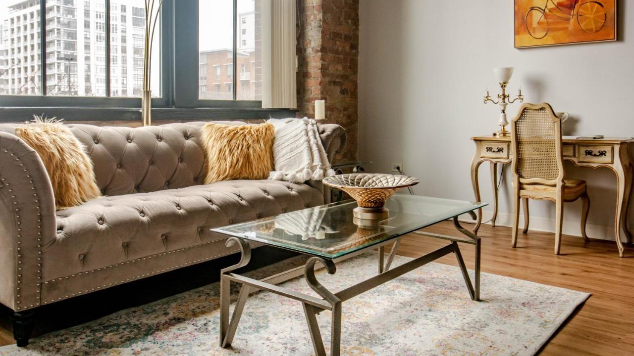 Luxery - Themed Units! Close To Downtown, Mccormick Place & Wintrust Arena Apartamento