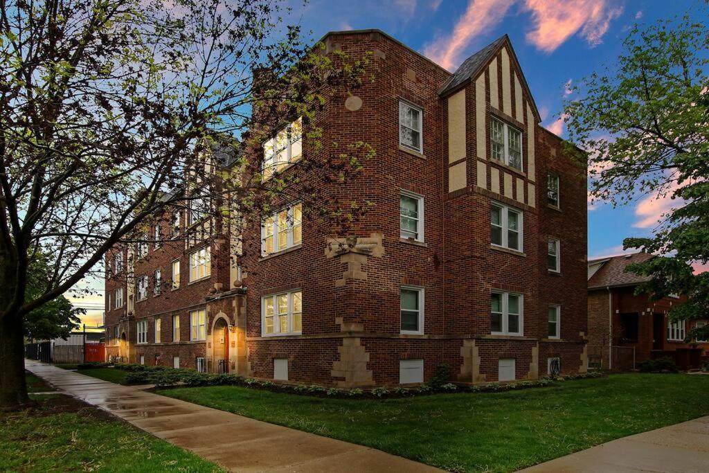 Relaxing 2br With Comfy Bedrooms - Lockwood 3 *