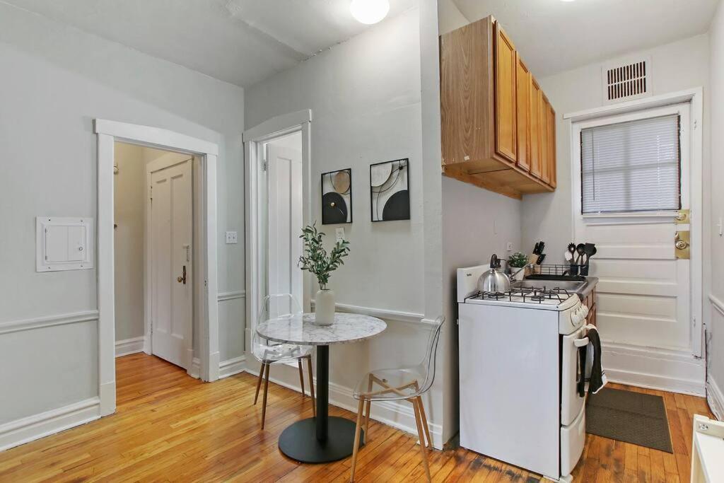 Inviting With Well-equipped Kitchen - Milwaukee 2f * Chicago