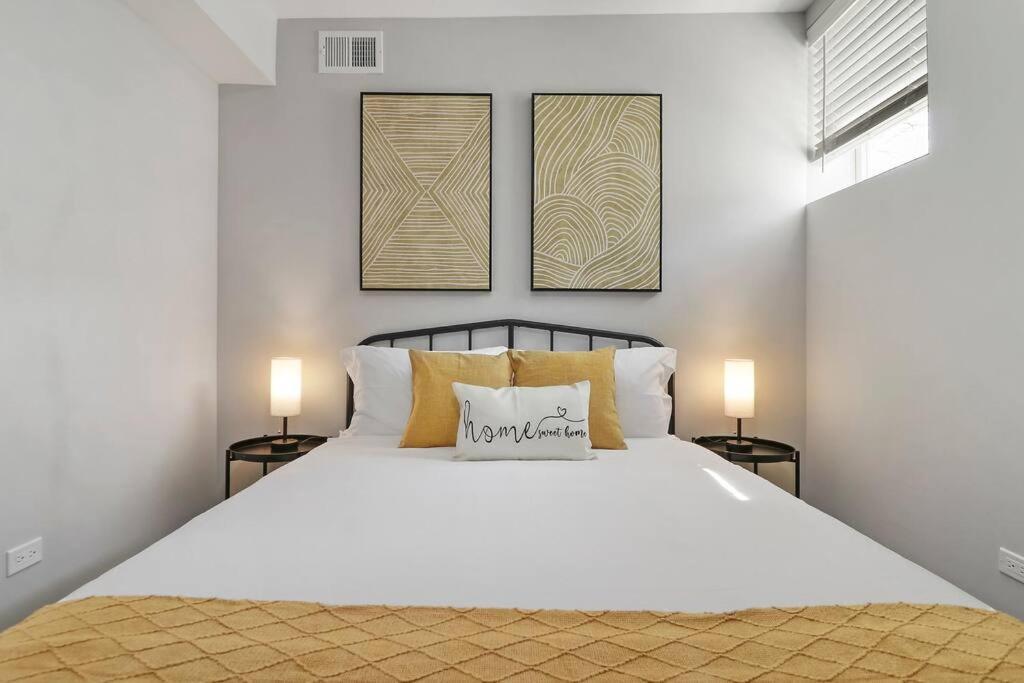 2br Luxurious With In-unit Laundry - Ashland B