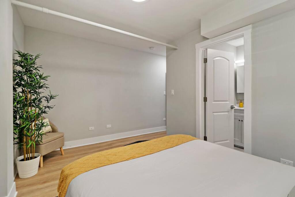 Apartment 2br Luxurious With In-unit Laundry - Ashland B *