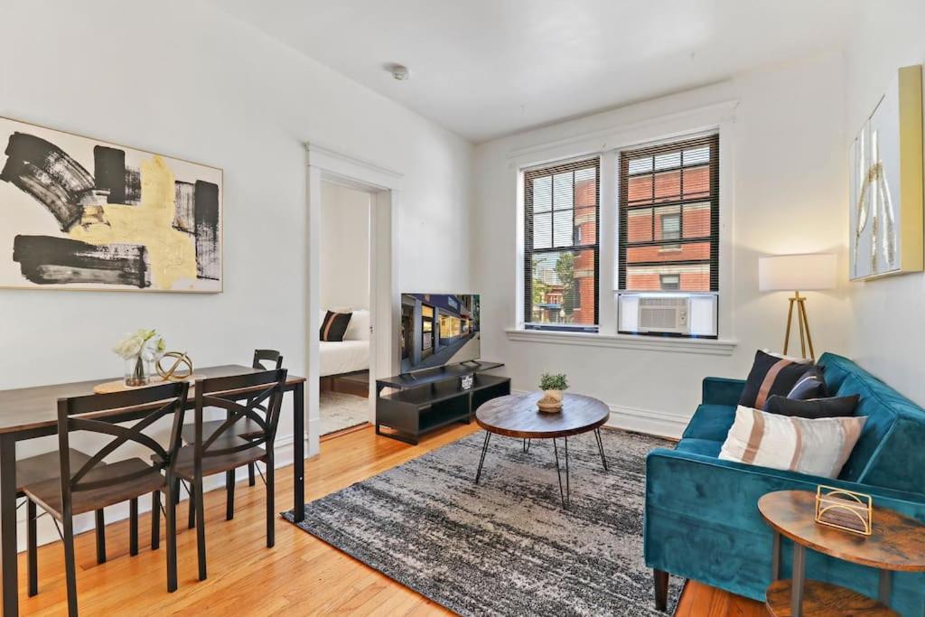 2-bedroom Cozy In Prime Location - Clark 2