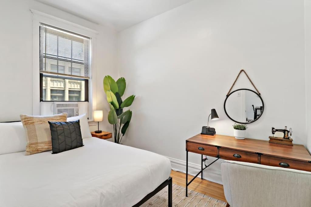 2-bedroom Cozy In Prime Location - Clark 2 *