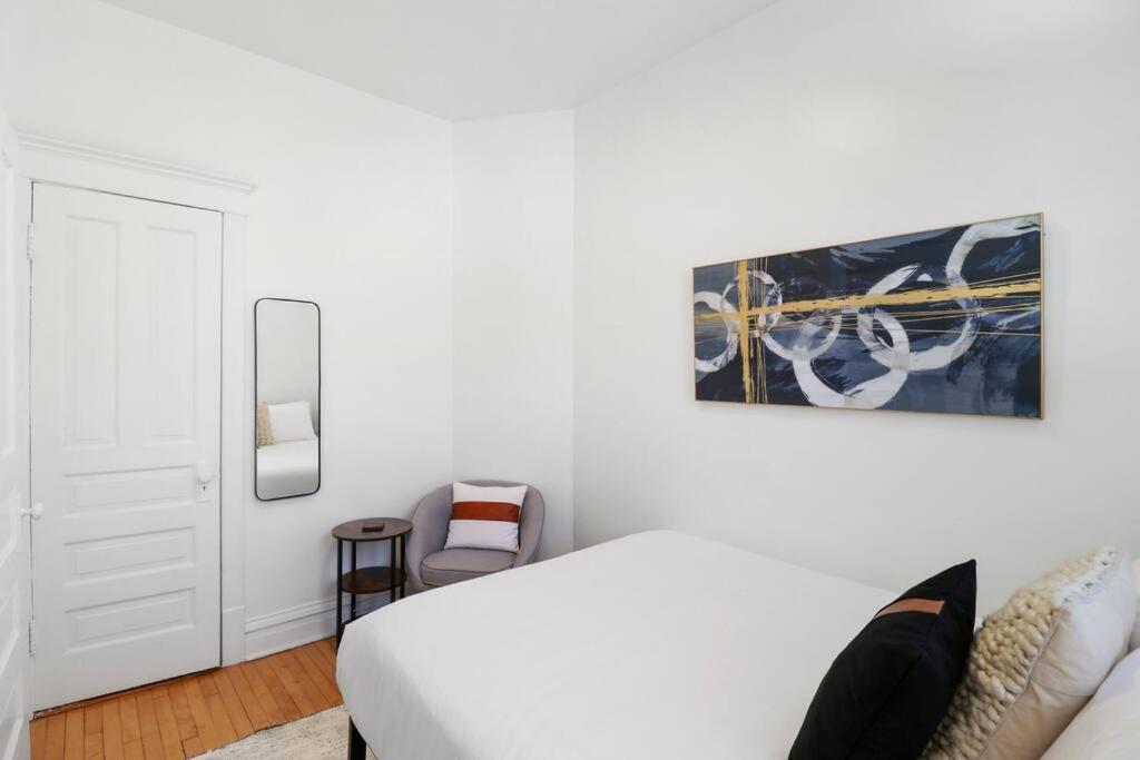 2-bedroom Cozy In Prime Location - Clark 2 Apartment
