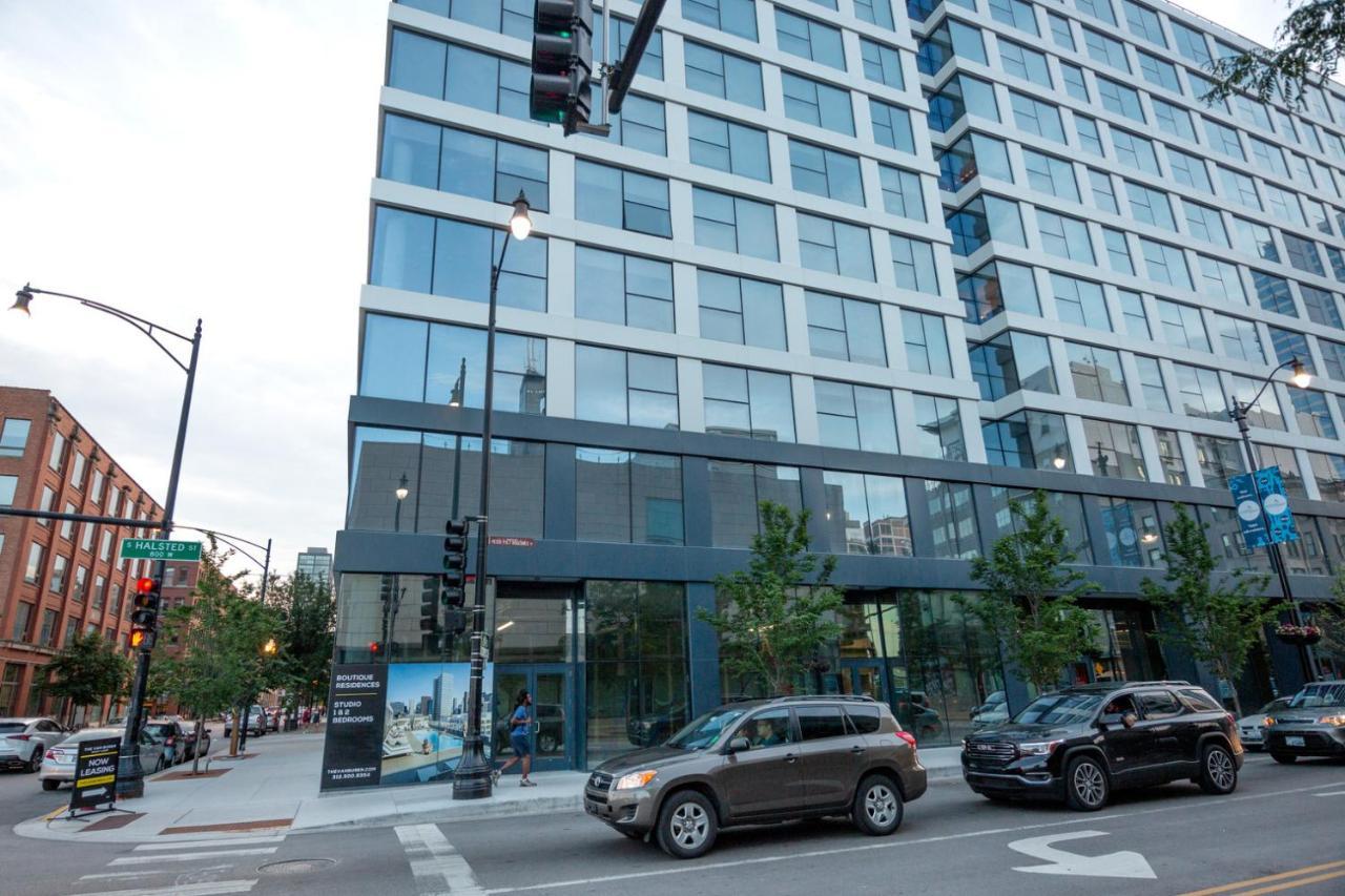 Apartment W Loop 2br W Gym Pool In Heart Of Greektown Chi-561