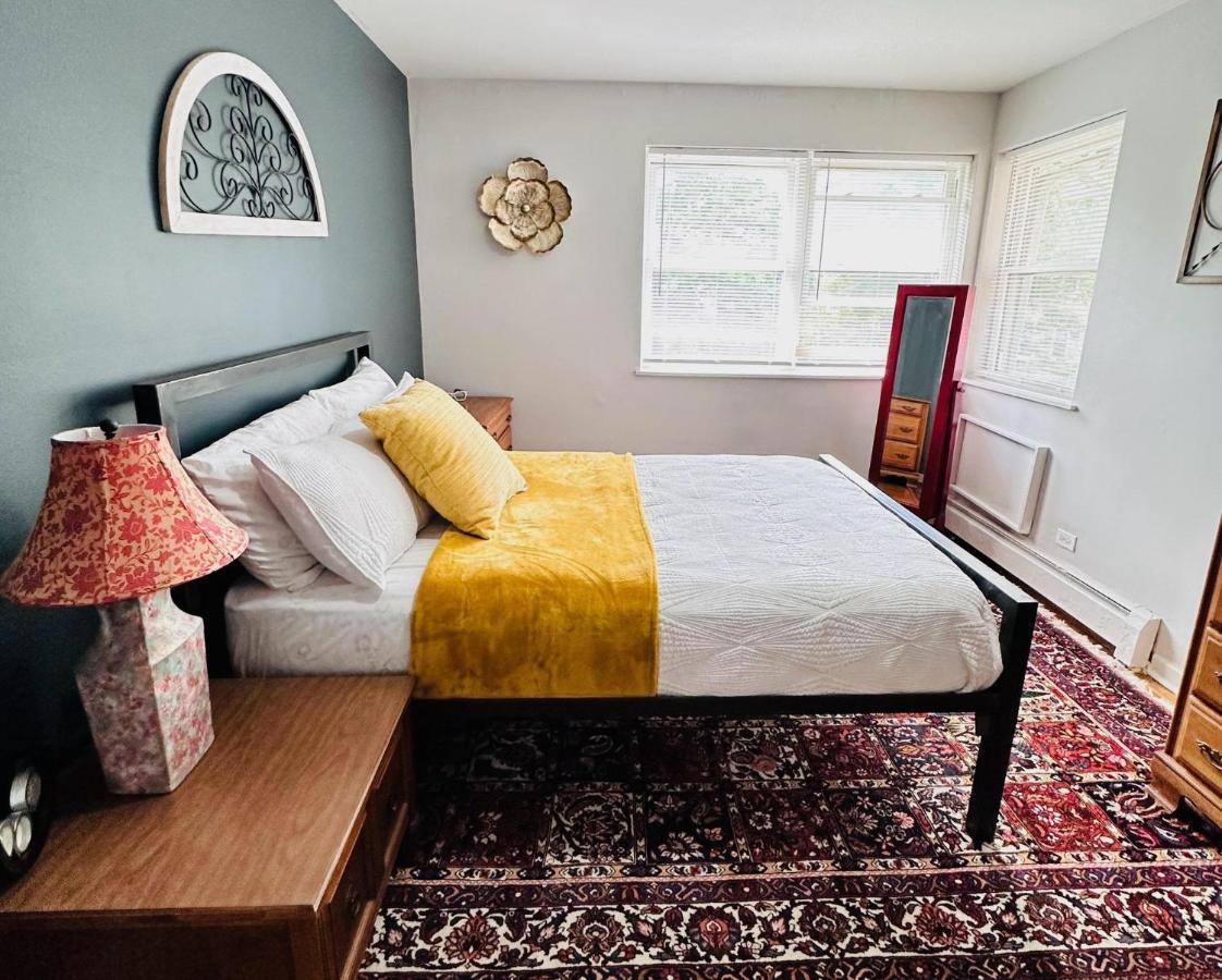 Roger's Park 2 Bedroom Spacious With Free Parking Chicago