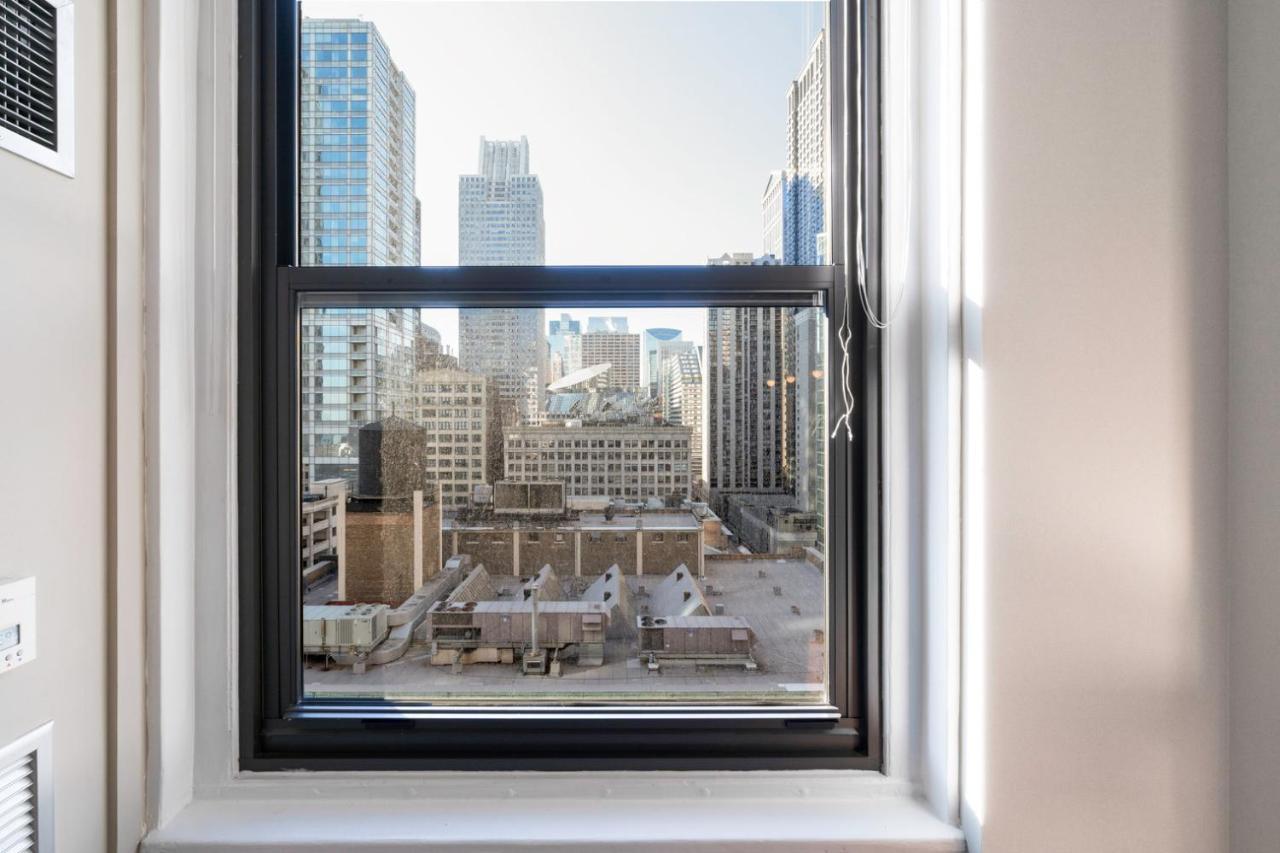 Loop 1br W Gym Nr Theatre District Chi-158