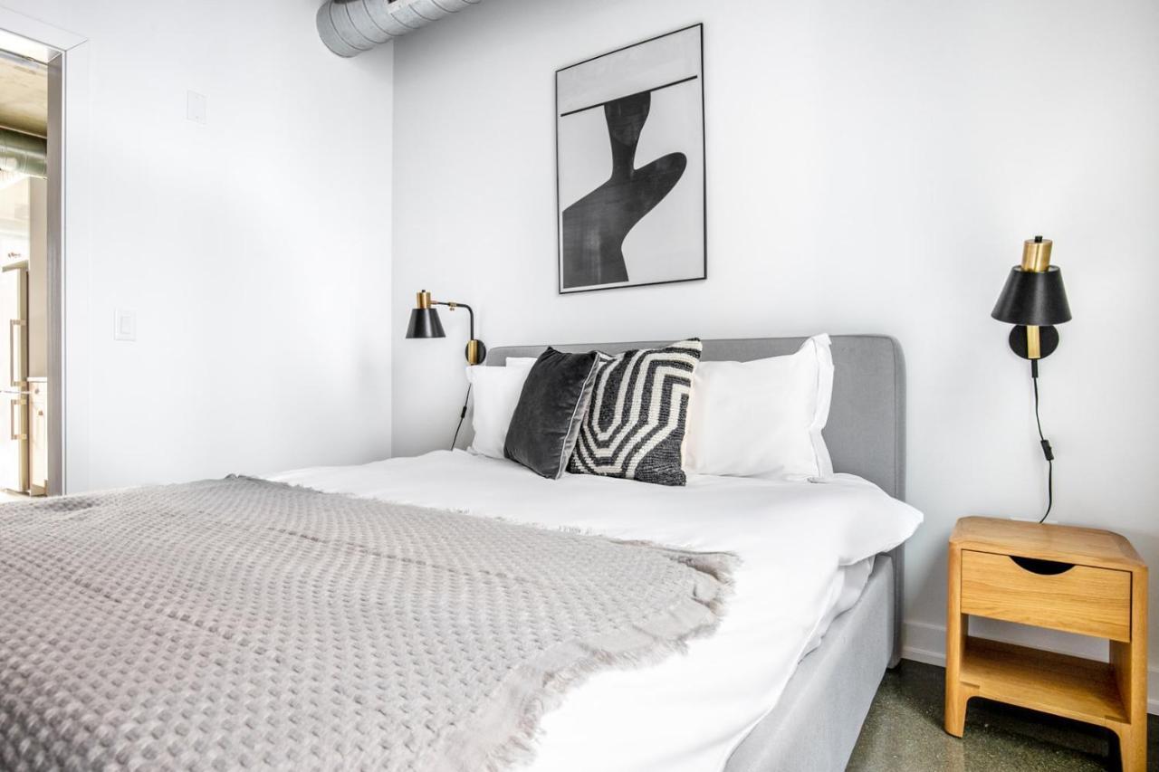River N 1br W Gym Pool Nr L Stop Chi-363 * Chicago