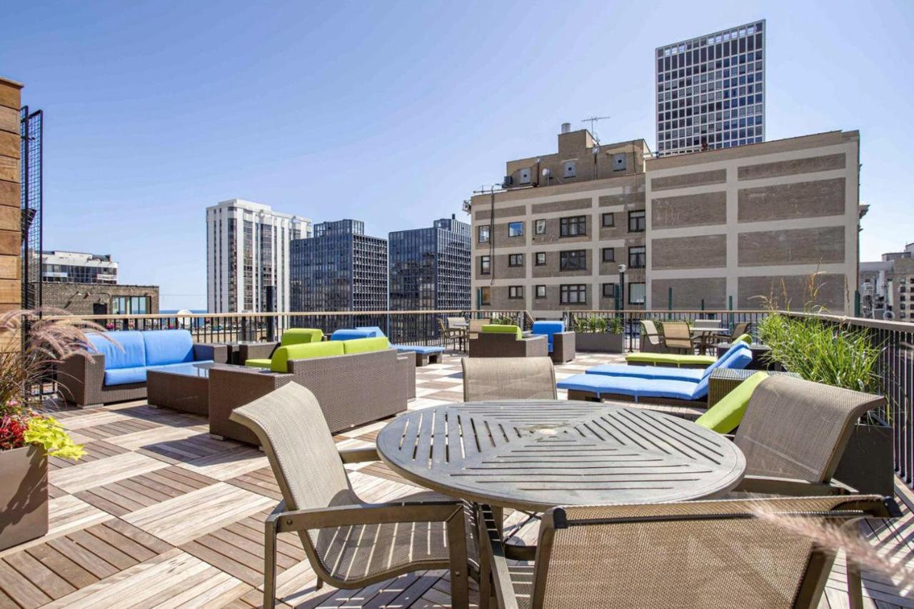 Apartment Gold Coast W Gym Roof Nr Mag Mile Chi-619 *