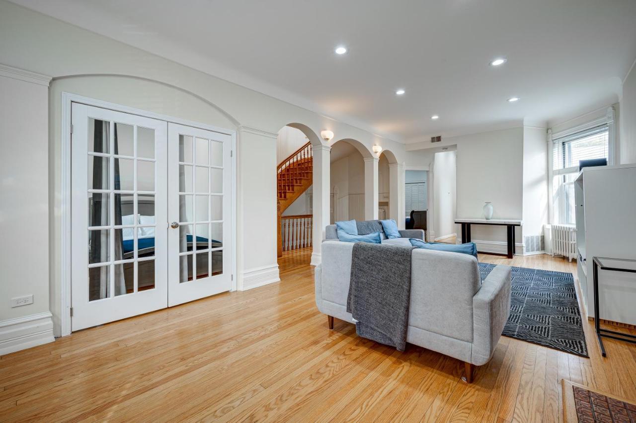 Free Parking And For All! Amazing 6 Bedroom In The Center Of It All! Apts *