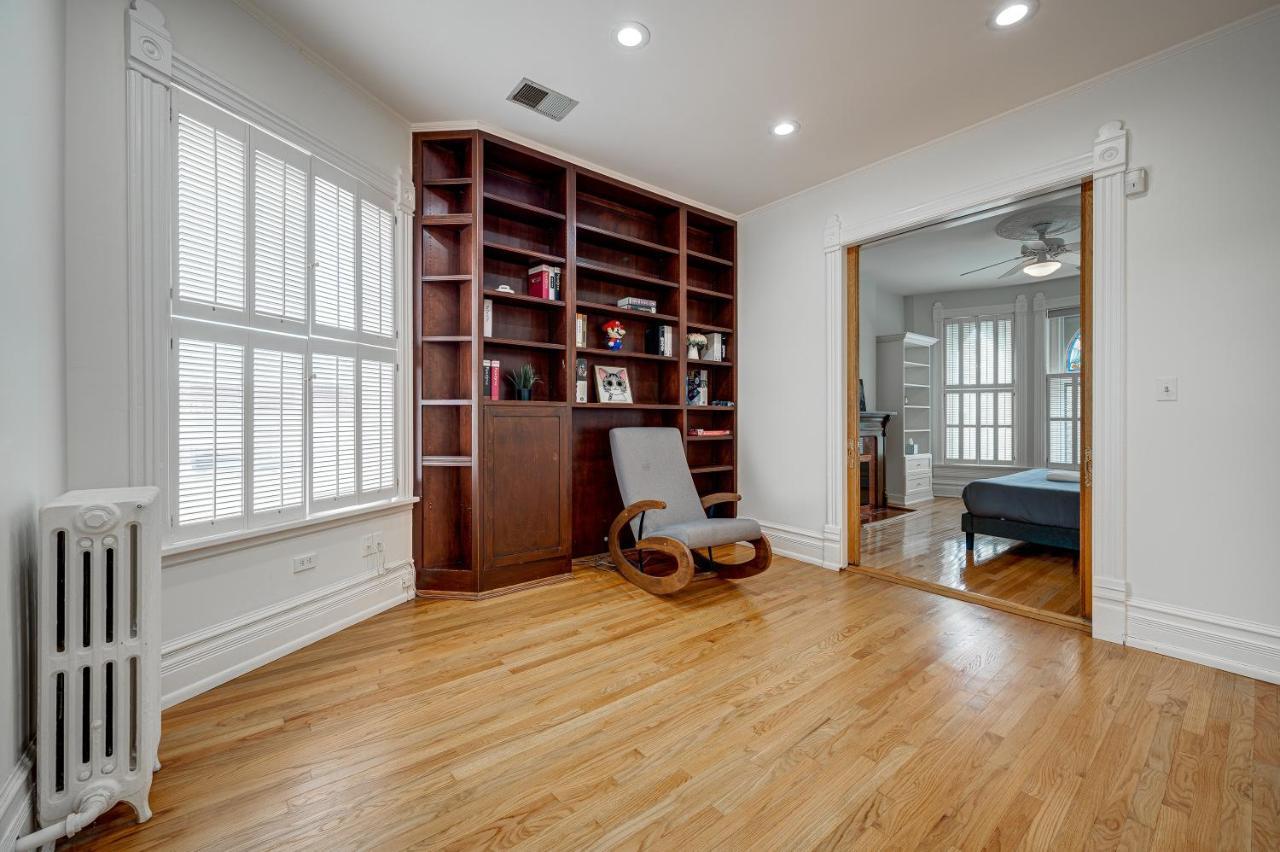 Free Parking And For All! Amazing 6 Bedroom In The Center Of It All! Apts Apartment *