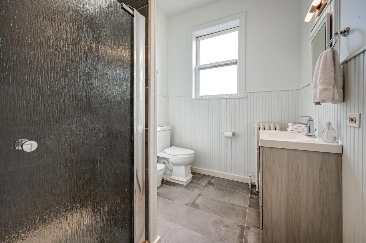Free Parking And For All! Amazing 6 Bedroom In The Center Of It All! Apts Apartment