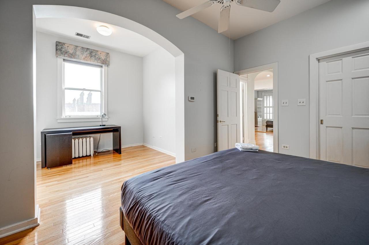 Free Parking And For All! Amazing 6 Bedroom In The Center Of It All! Apts *