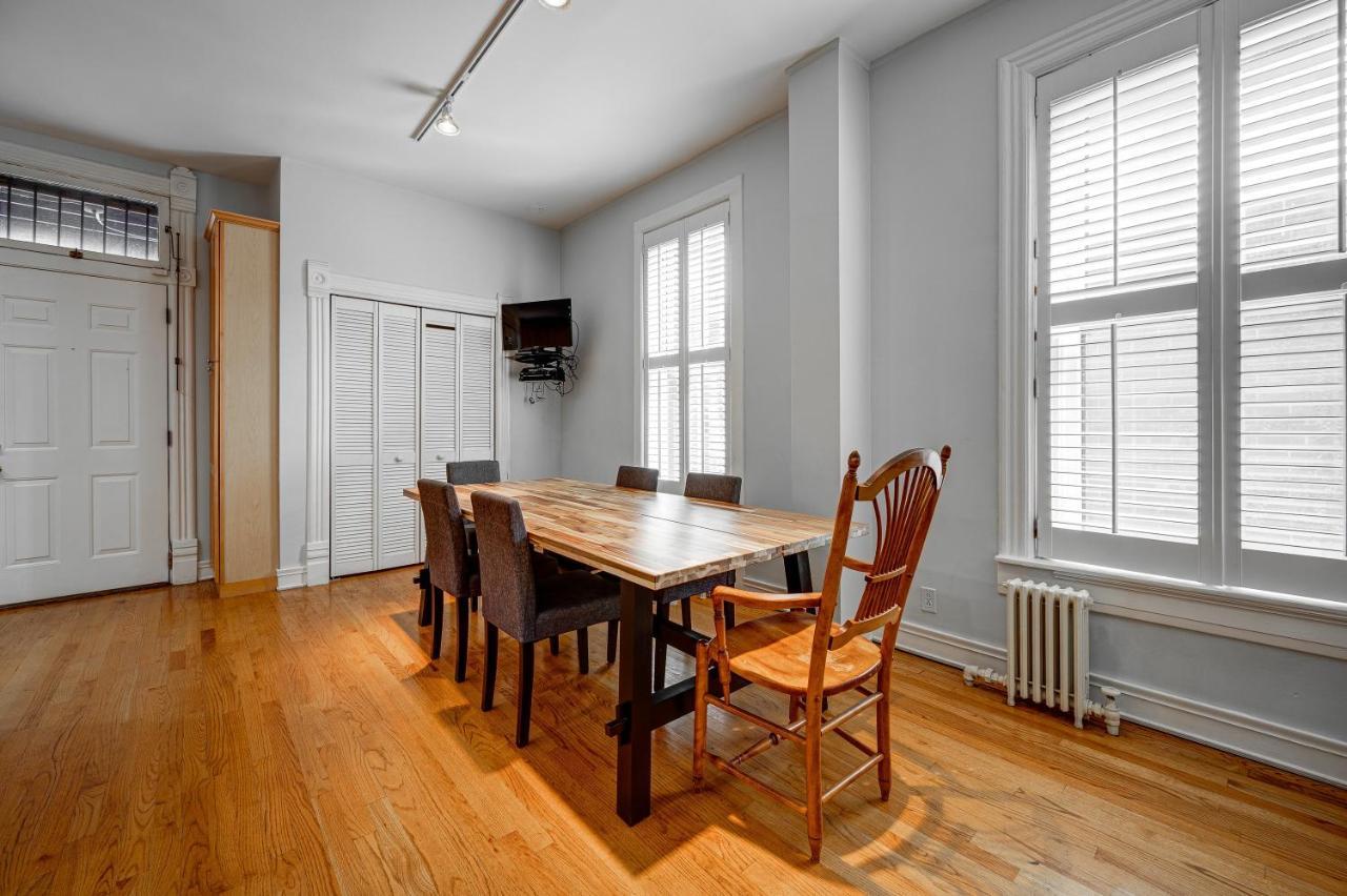Free Parking And For All! Amazing 6 Bedroom In The Center Of It All! Apts Apartment Chicago