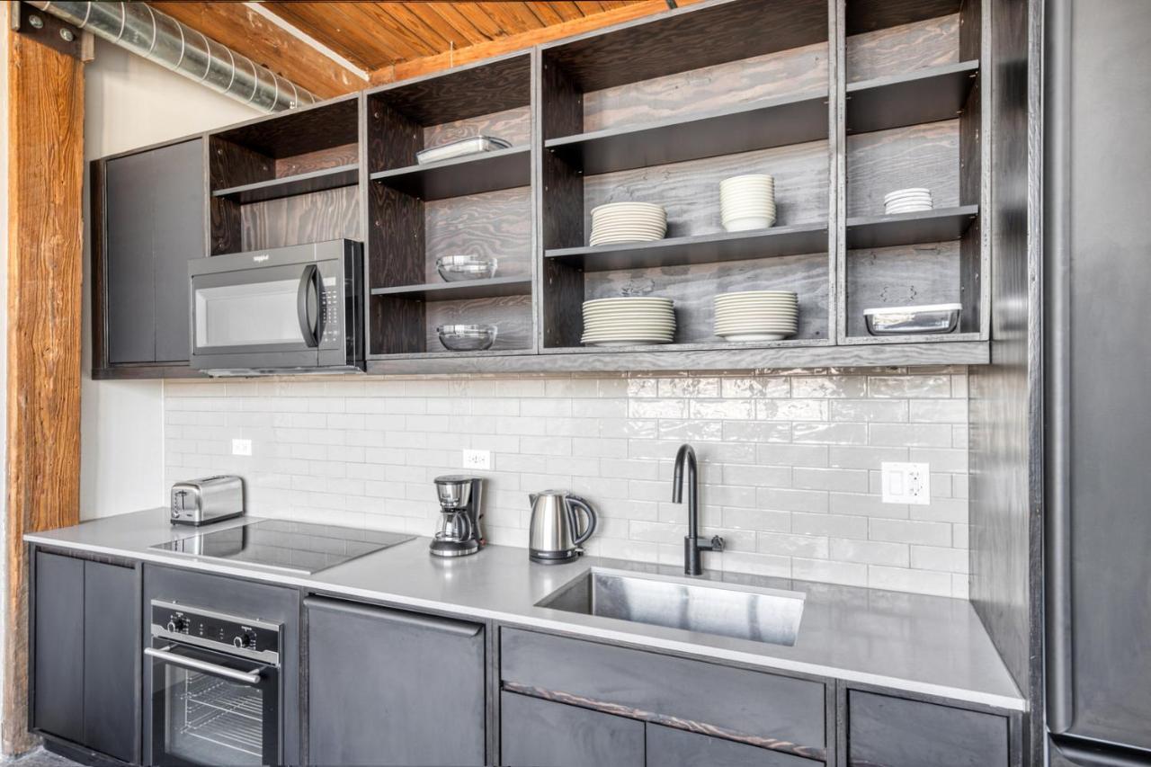 Lincoln Park 2br W Lounge Roof Gym Nr Depaul Chi-568 Apartment *