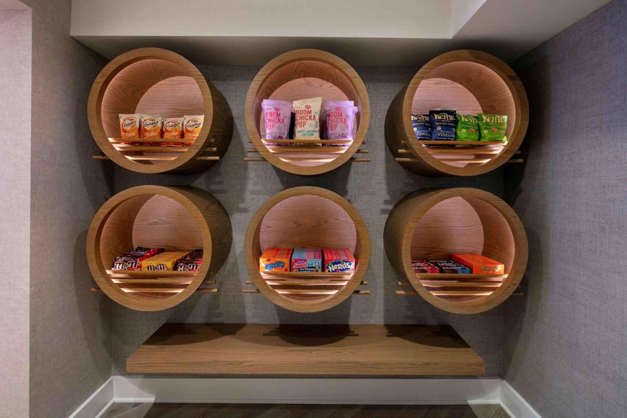 The Royal Sonesta Downtown Hotel 4*