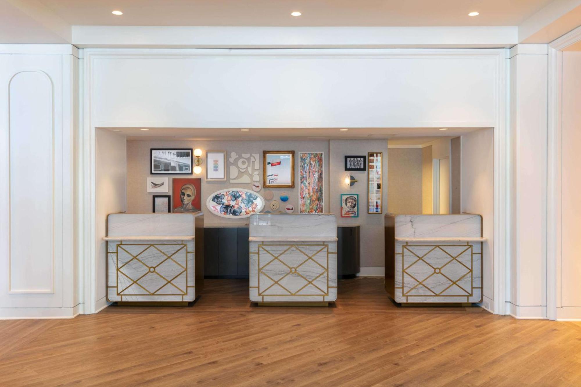 The Royal Sonesta Downtown Chicago