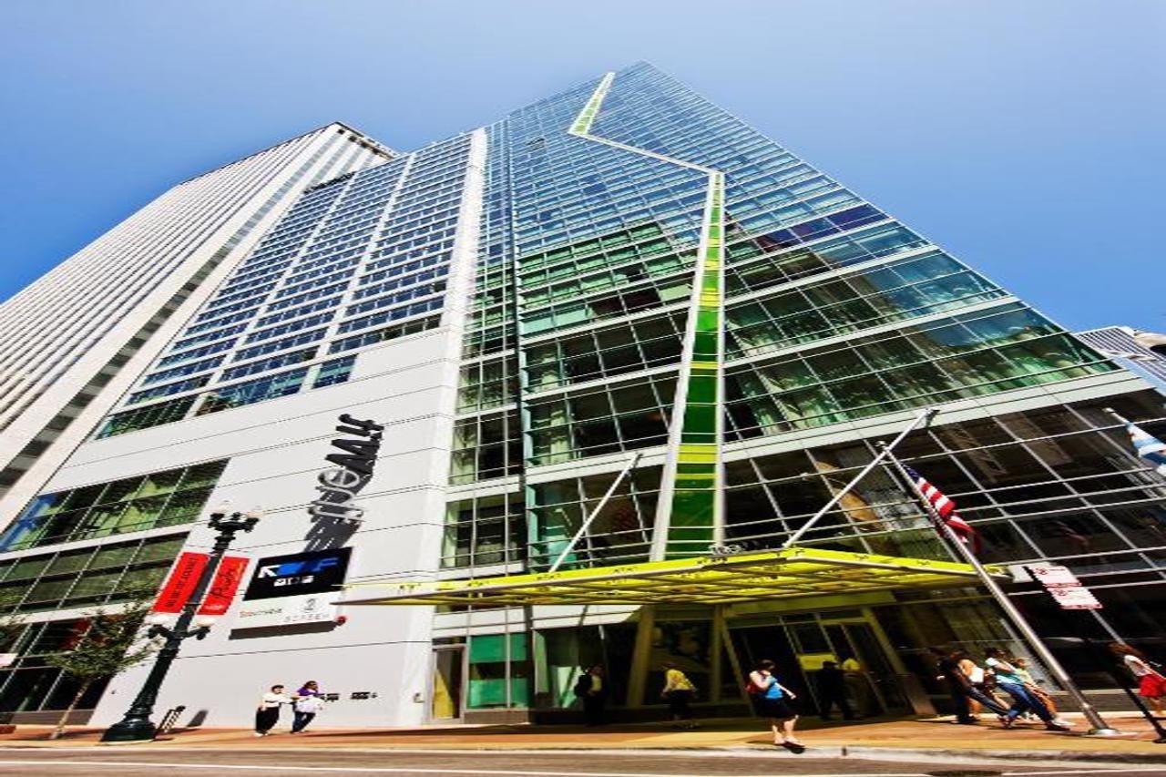 Hotel Thewit Chicago, A Hilton