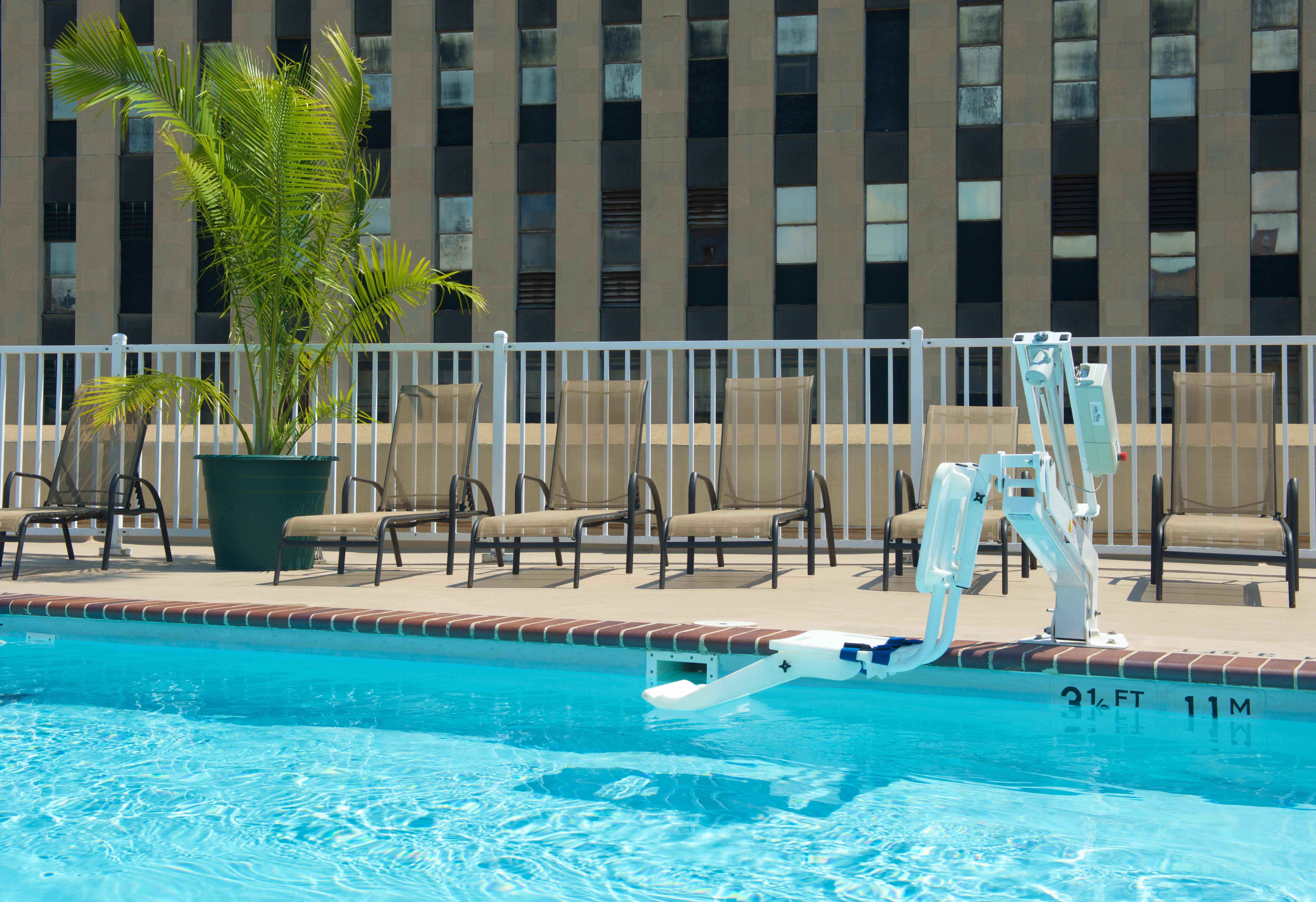 & - Downtown, An Ihg Chicago