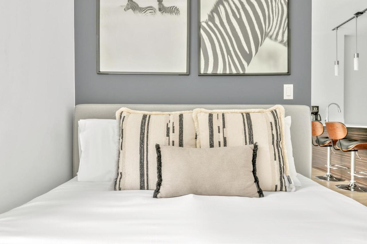 Loop 1br W Gym Pool Wd Nr Millennium Park Chi-230 *