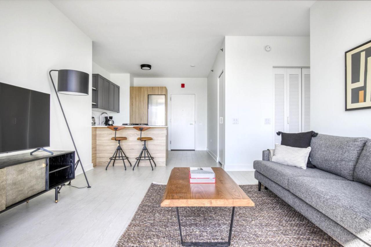 W Loop W Gym Pool Coworking Nr Uic Chi-438 Chicago