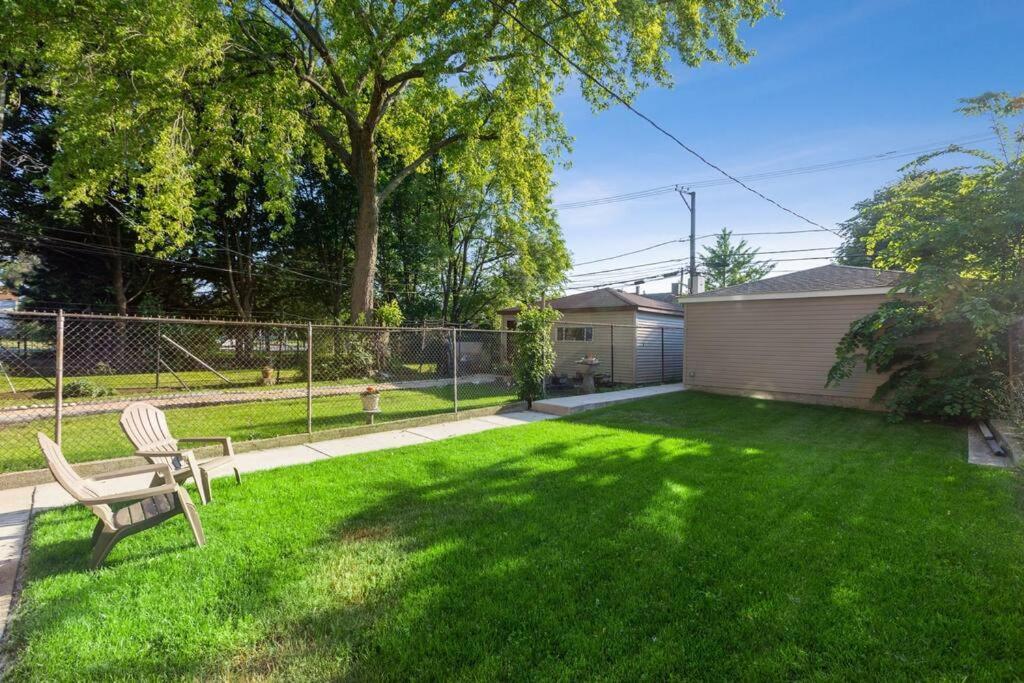 Beautifully Renovated House 10 Mins From Downtown Holiday home Chicago
