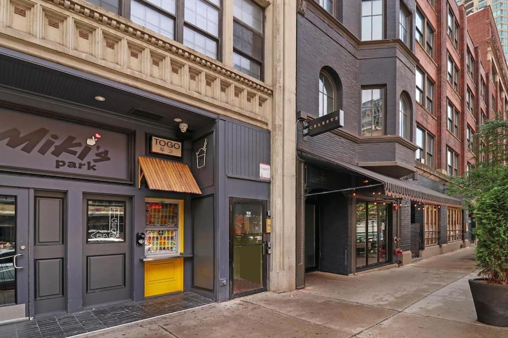Apartment Prime & Convenient 2br In River North - Hubbard 2 *