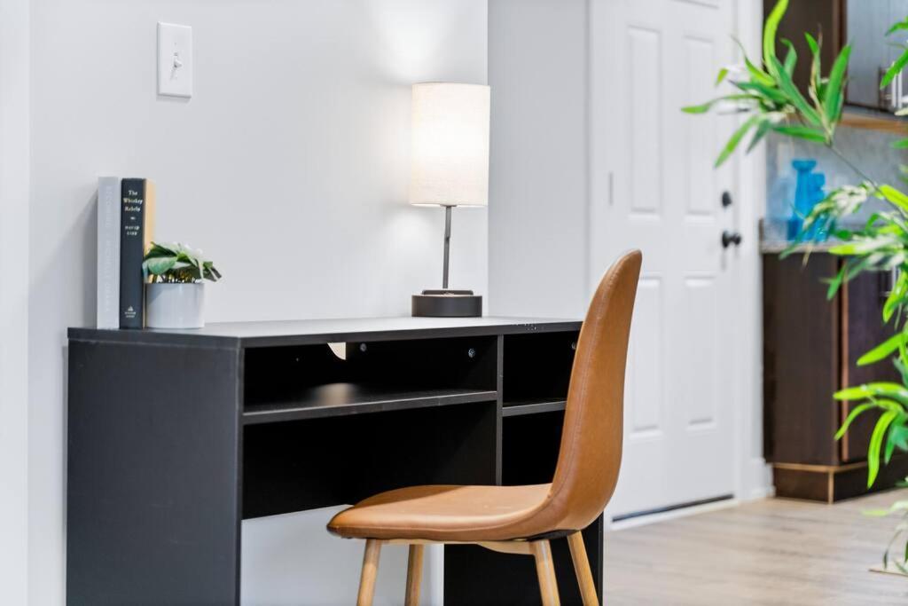 1-bedroom Bright & Cozy With In-unit Laundry - Brompton 58-60 Rep * Chicago