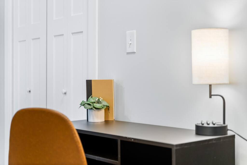 1-bedroom Bright & Cozy With In-unit Laundry - Brompton 58-60 Rep * Chicago