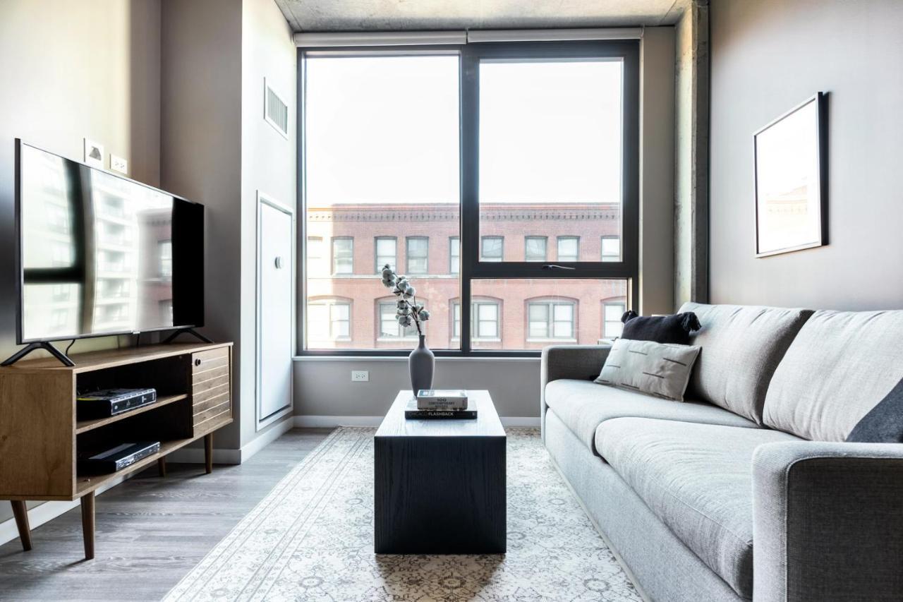 Apartment W Loop 1br W Gym Pool Nr Fulton Mkt Chi-289