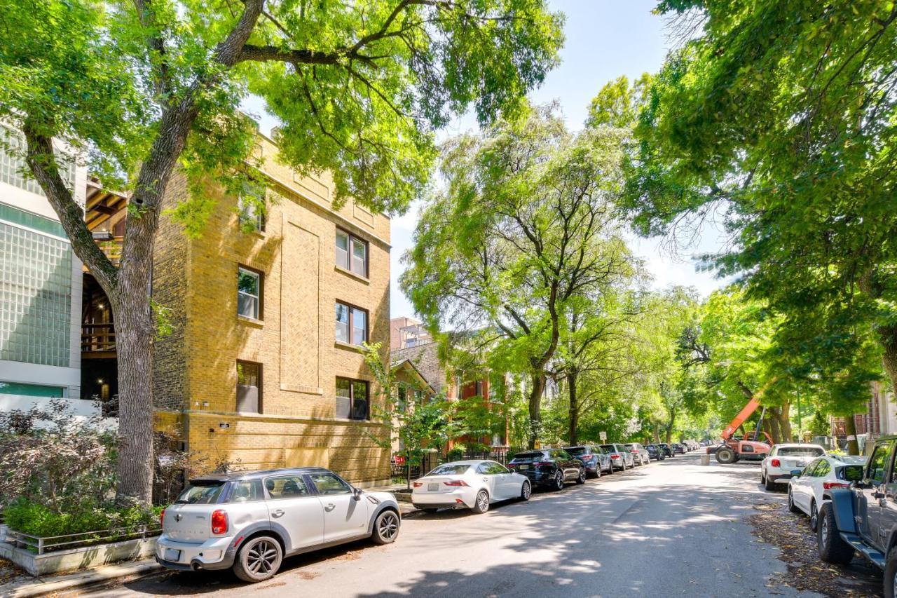 Near Lincoln Park And Depaul! *