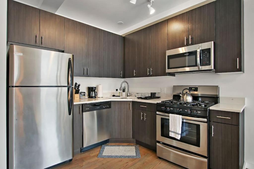 1br Prime And Comfy With In-unit Laundry - 302