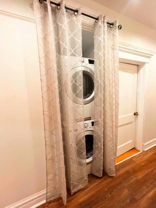 Appartement Modern Vintage 2br Walkable To Dining & Lakefront